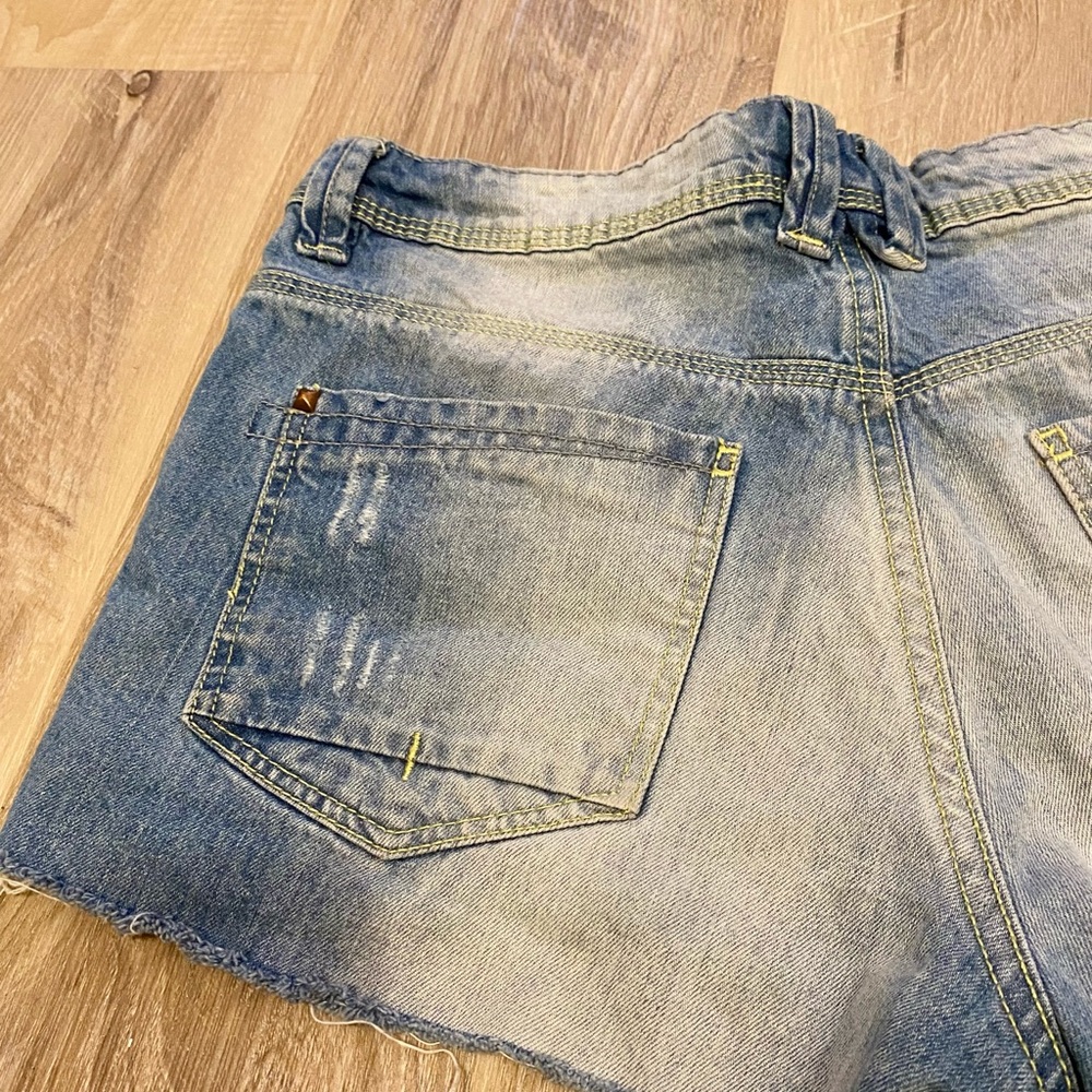 // POOL Jean Shorts - Picture 6 of 6